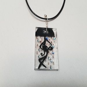 Handmade pendant w swarovski crystals